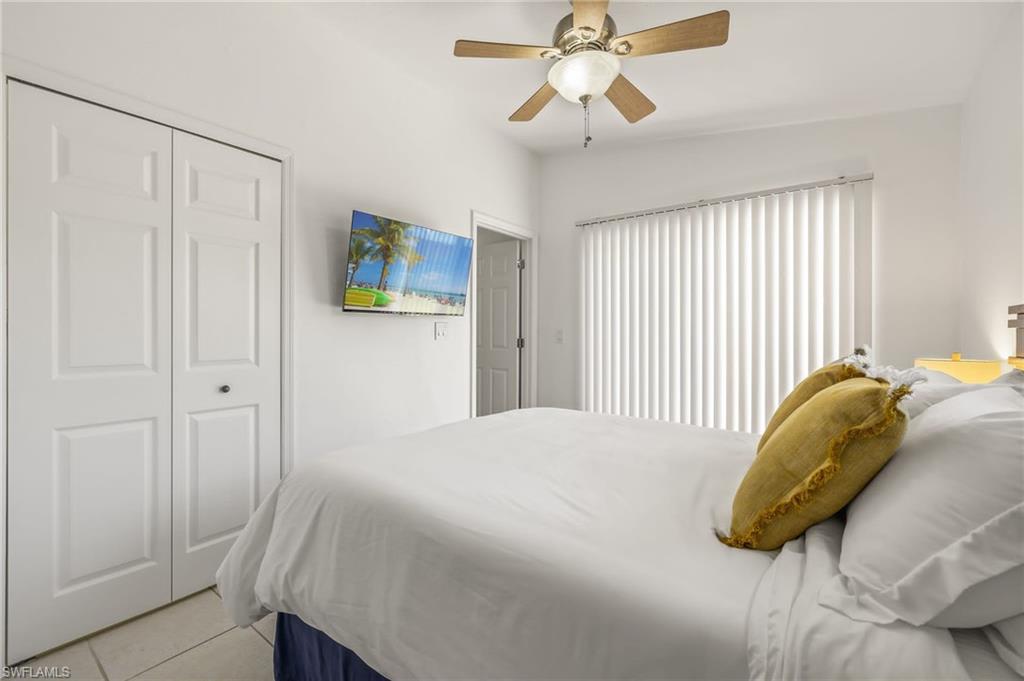 NAPLES PARK - Residential