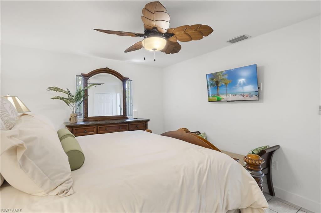 NAPLES PARK - Residential