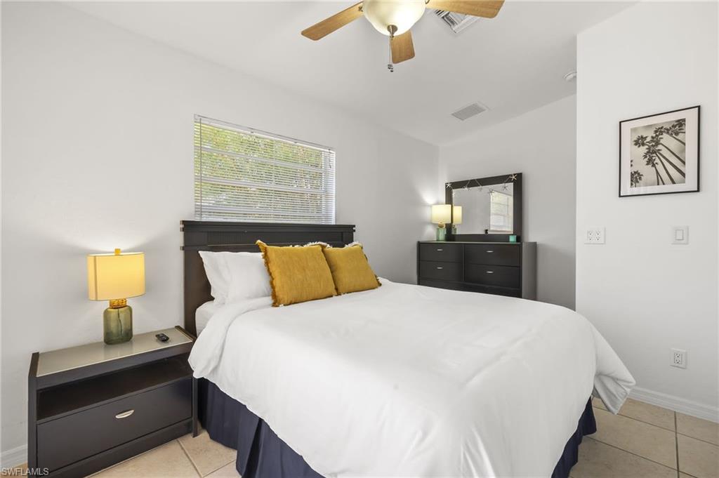 NAPLES PARK - Residential