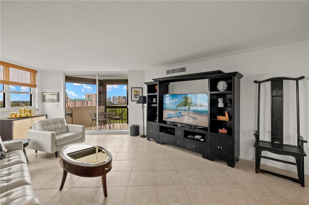 6001 Pelican Bay BLVD 1205