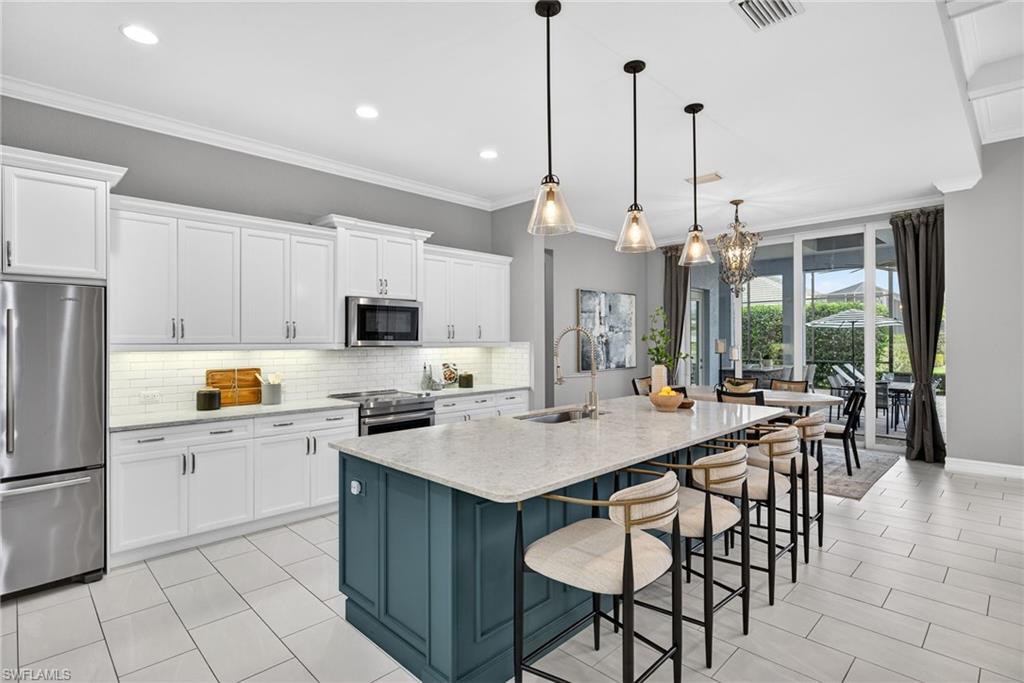 SPARROW CAY - Residential