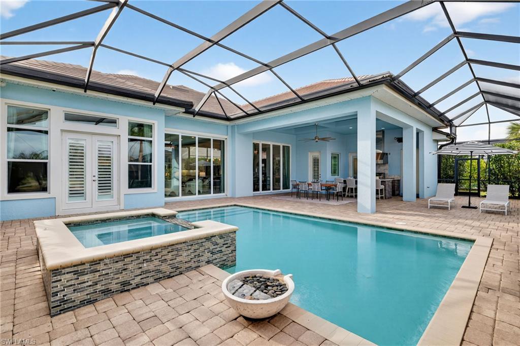 SPARROW CAY - Residential