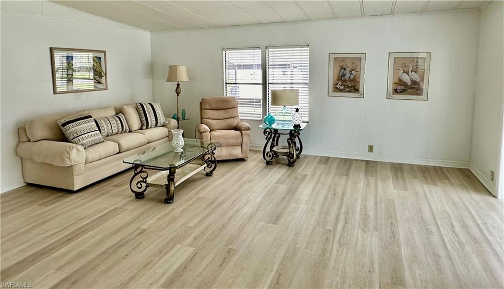 IMPERIAL HARBOR - Residential