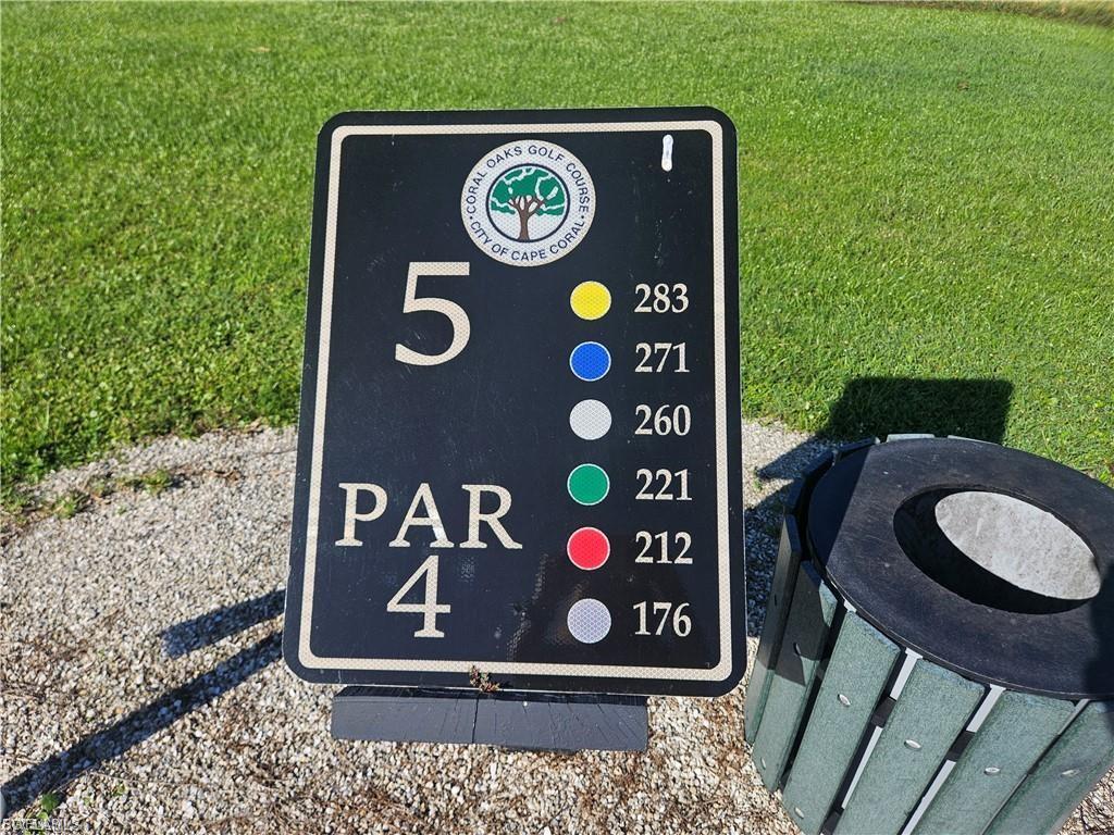 CORAL OAKS GOLF COURSE - Land