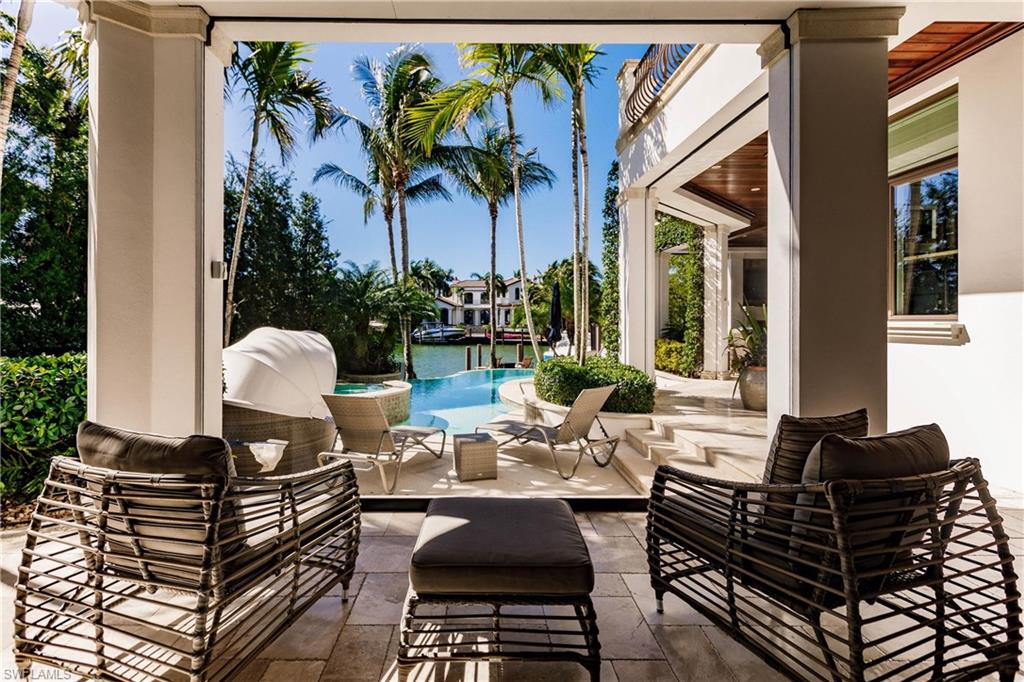 AQUALANE SHORES - Residential