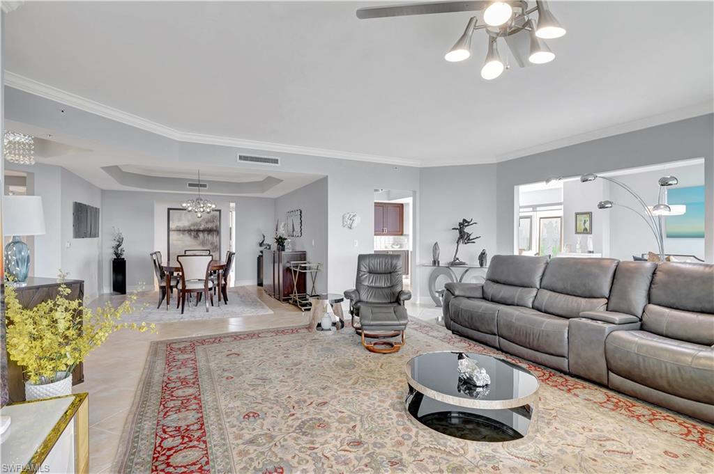 1050 Borghese LN 801