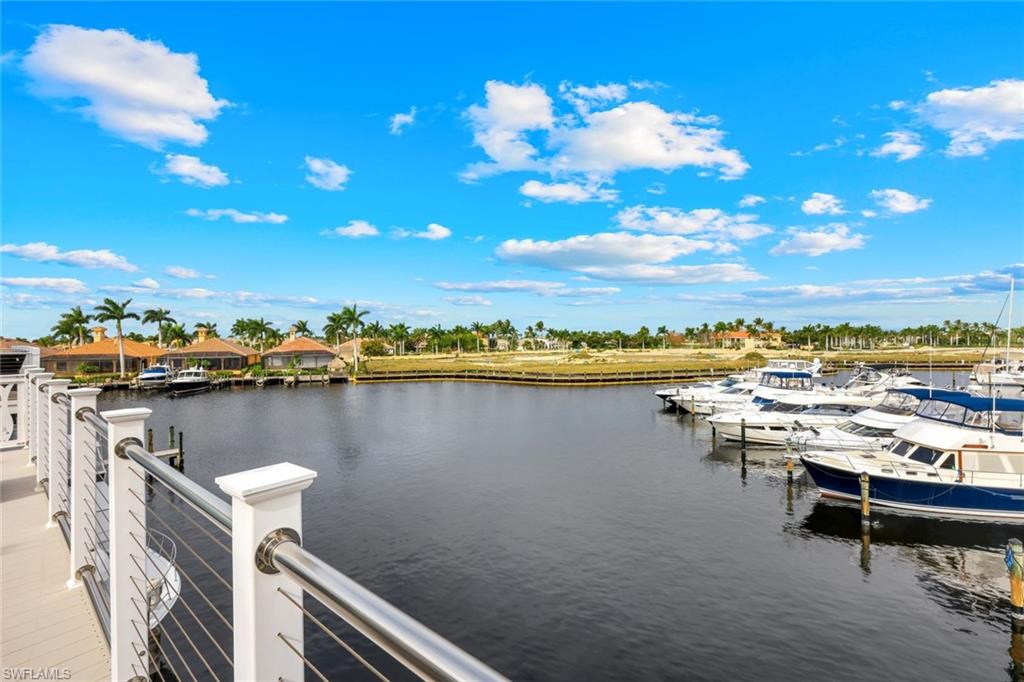 CAPE HARBOUR - Residential