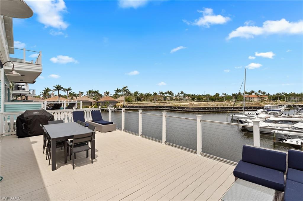 CAPE HARBOUR - Residential