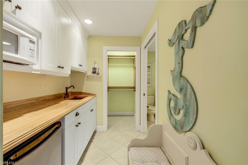 CAPE HARBOUR - Residential