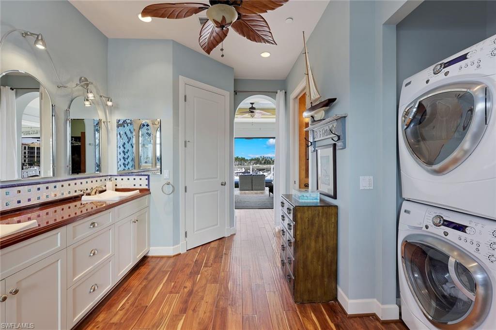 CAPE HARBOUR - Residential