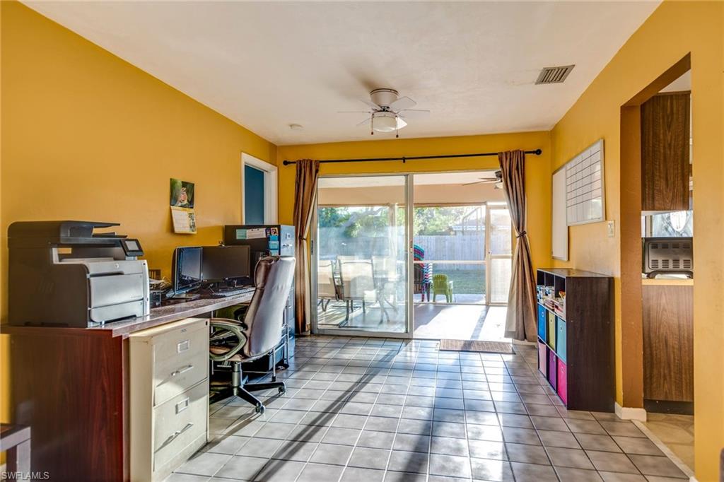 SAN CARLOS PARK - Residential