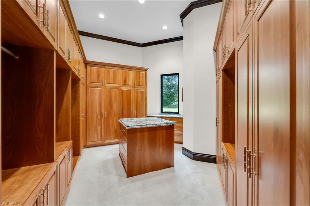 THORNHILL - Residential