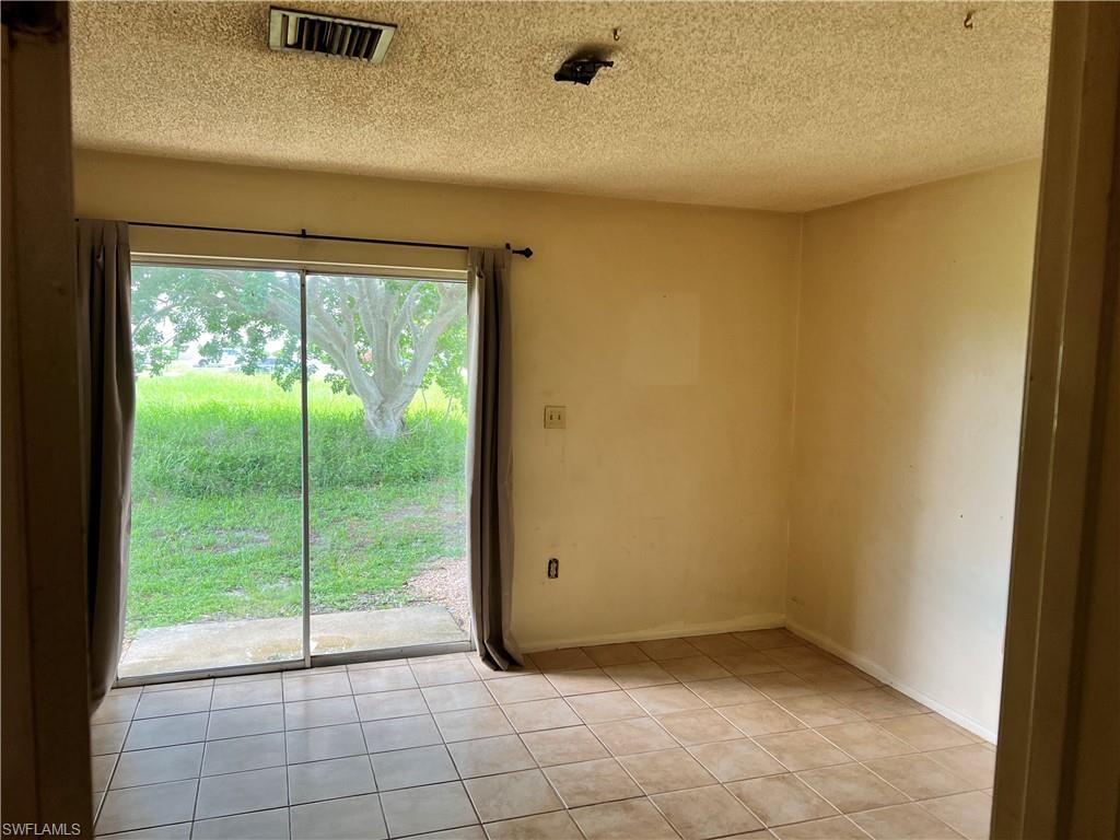 LEXINGTON CONDO - Residential