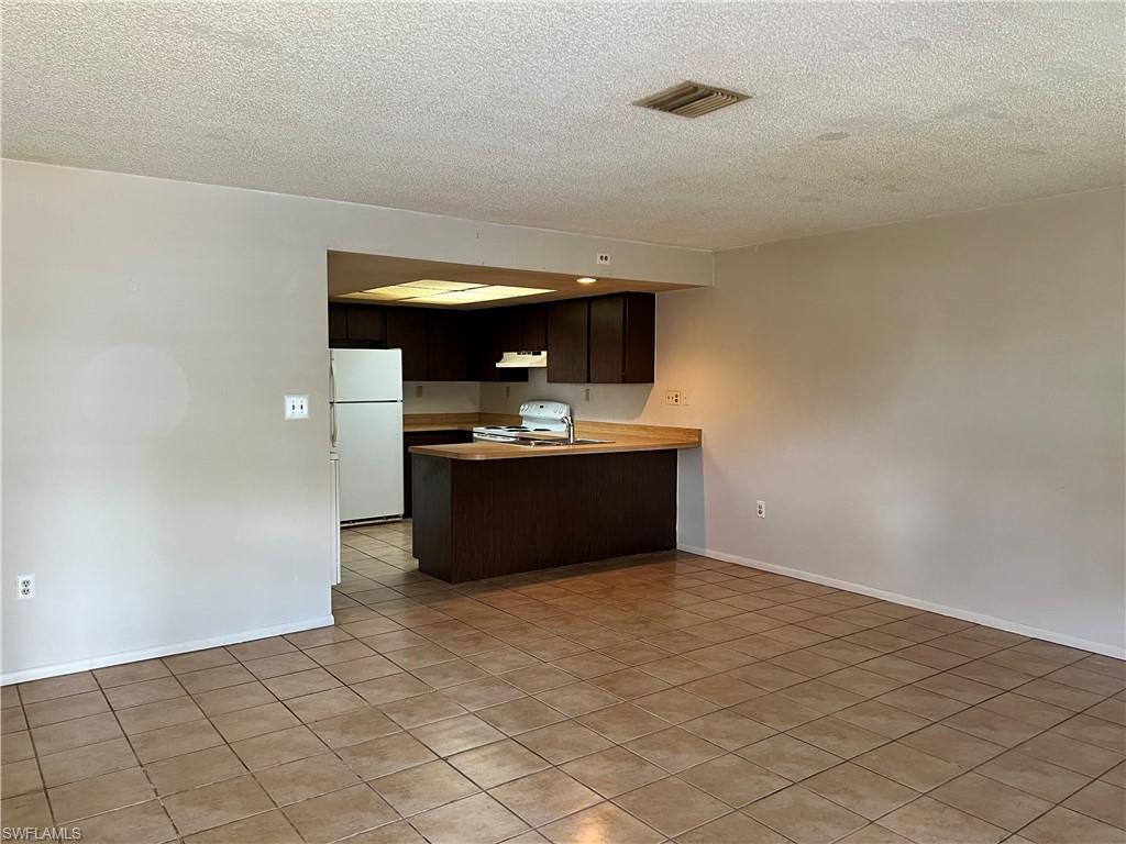 LEXINGTON CONDO - Residential