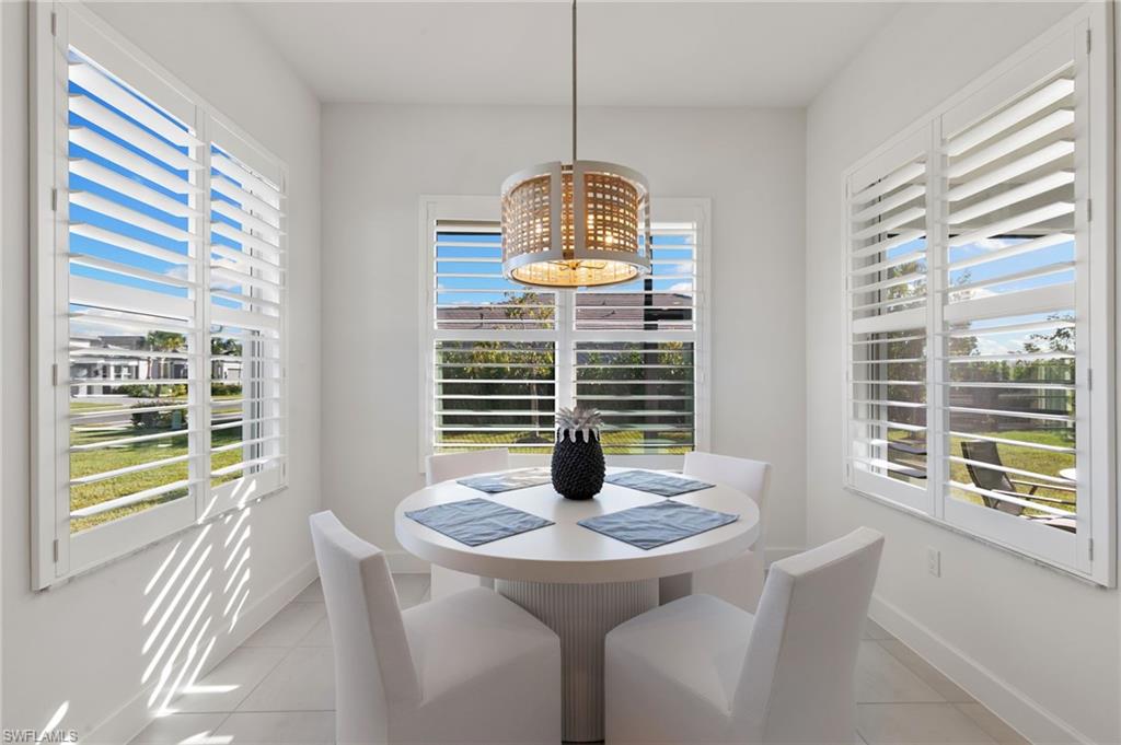 VALENCIA TRAILS - Residential