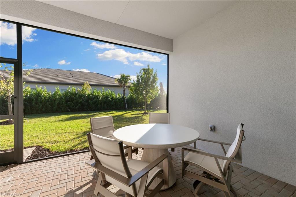 VALENCIA TRAILS - Residential