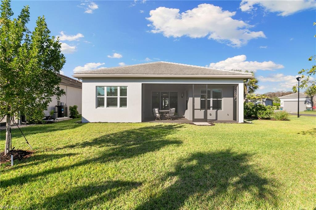 VALENCIA TRAILS - Residential