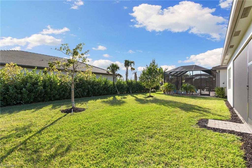 VALENCIA TRAILS - Residential