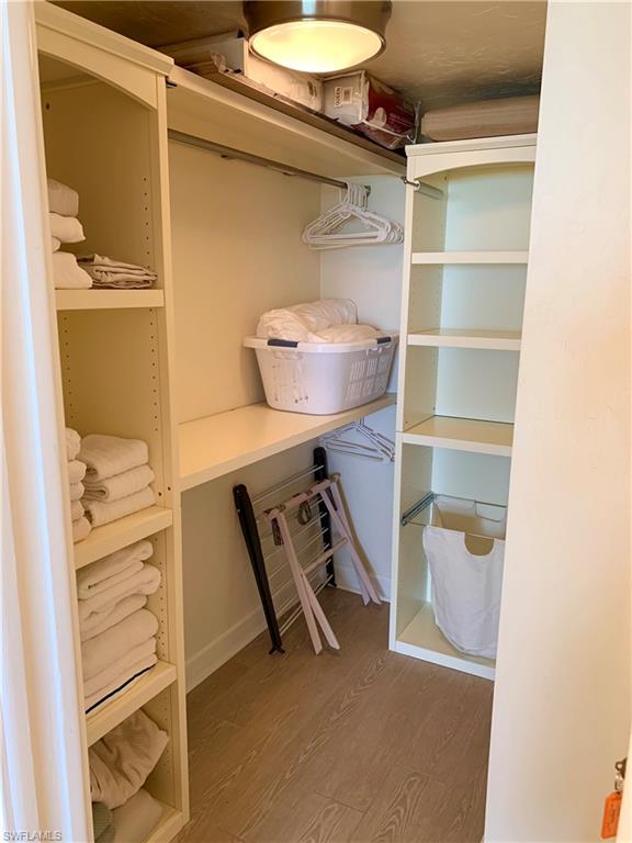 BAYSHORES - Residential Lease