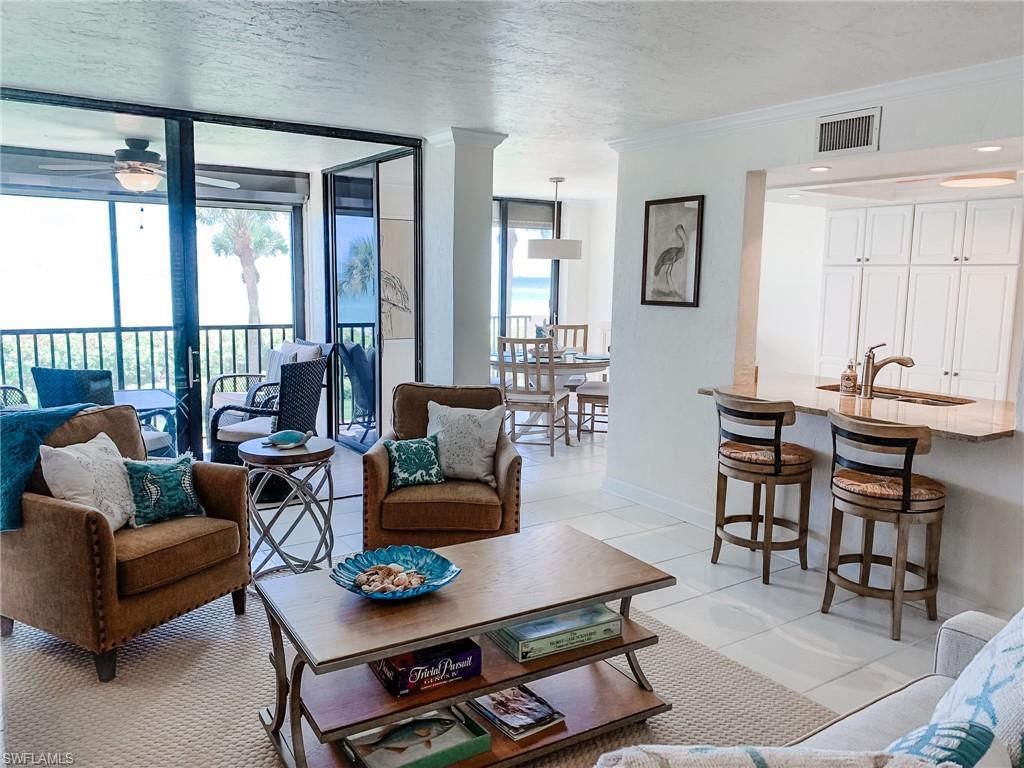 BAYSHORES - Residential Lease