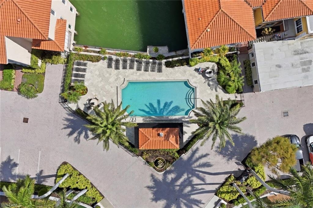 VENETIAN VILLAS - Residential