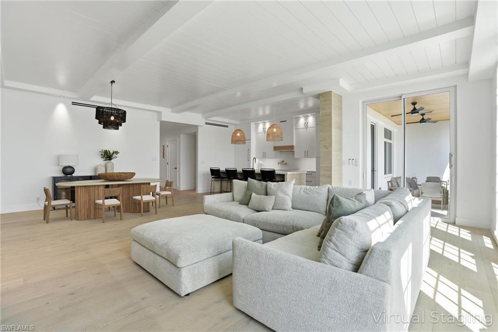 VENETIAN VILLAS - Residential