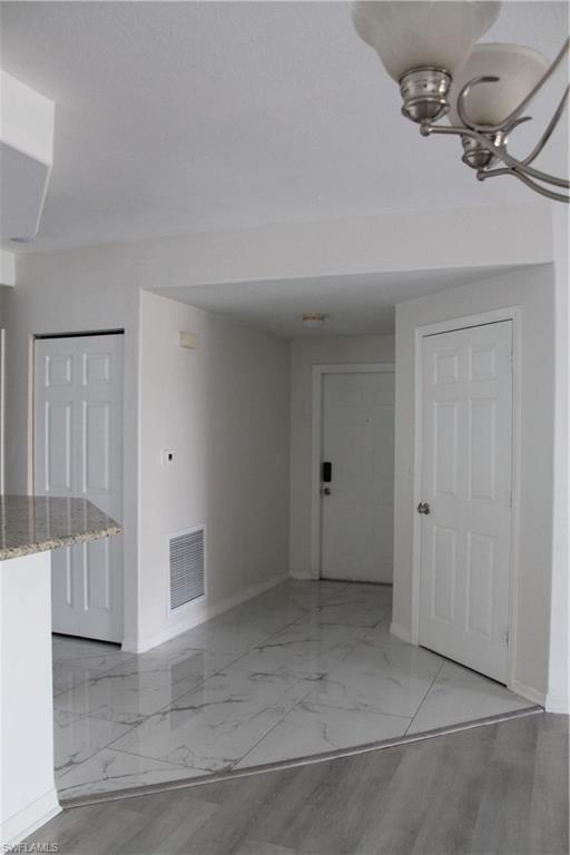 COLONY - Residential