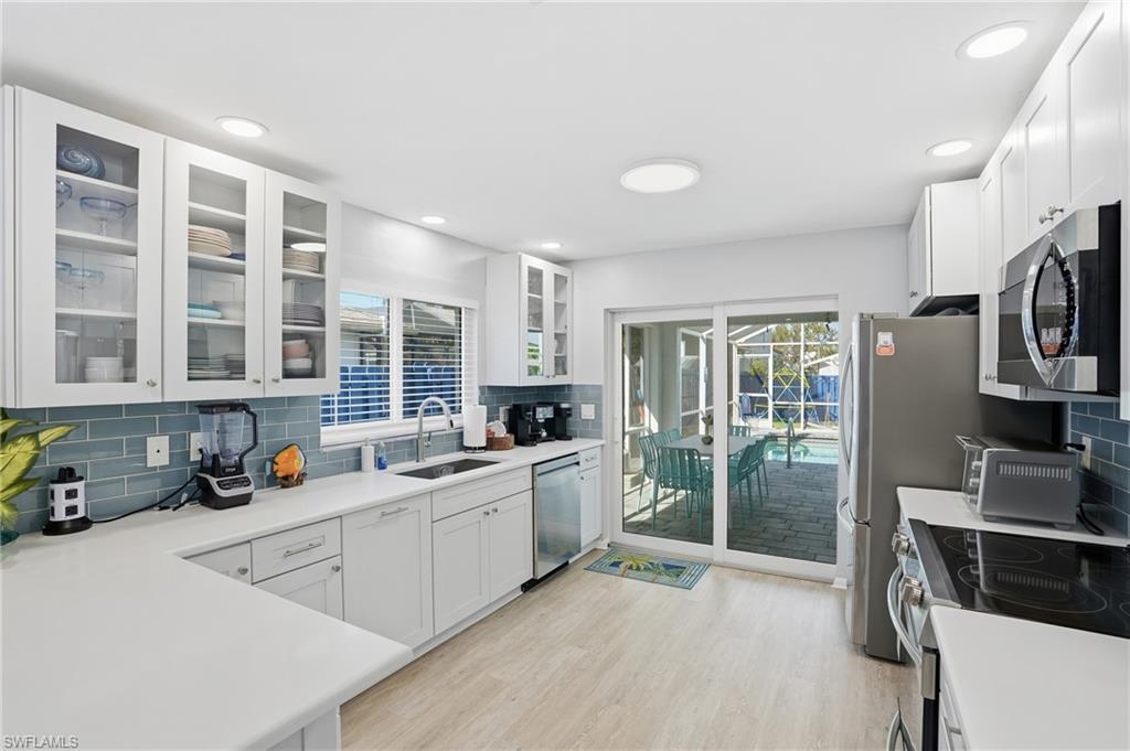 NAPLES PARK - Residential