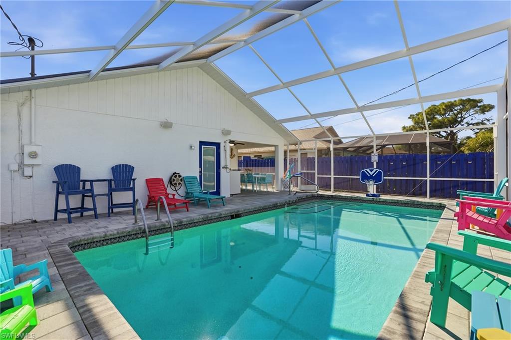 NAPLES PARK - Residential