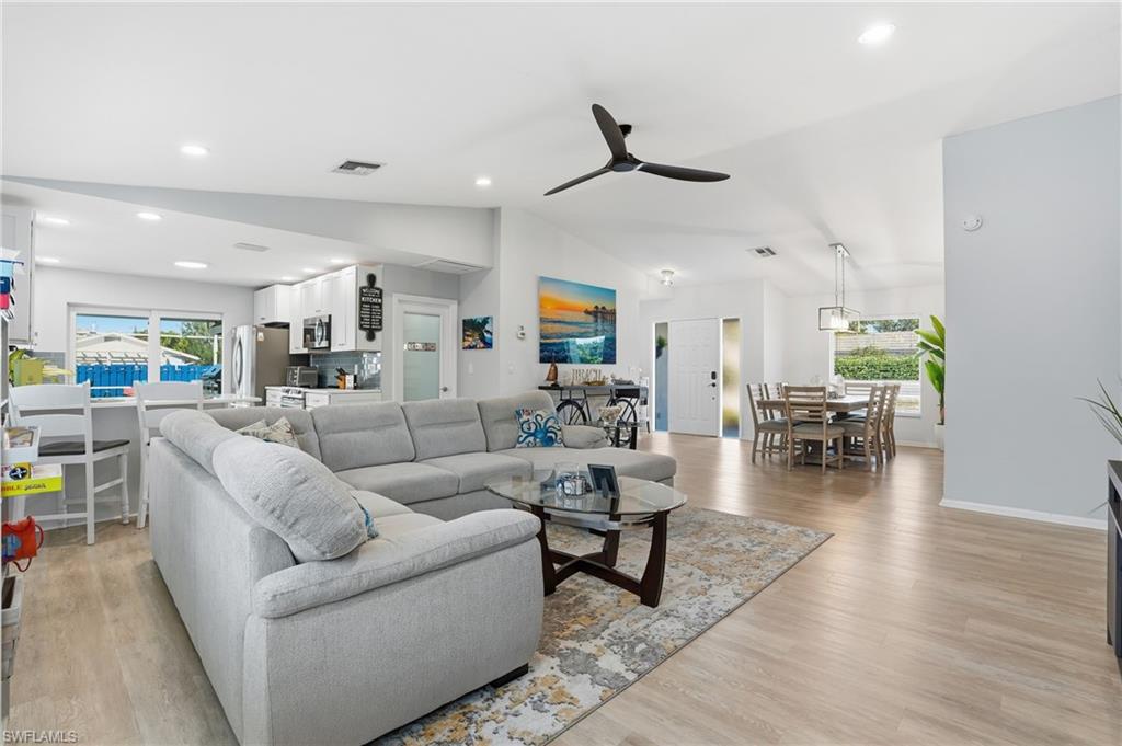 NAPLES PARK - Residential