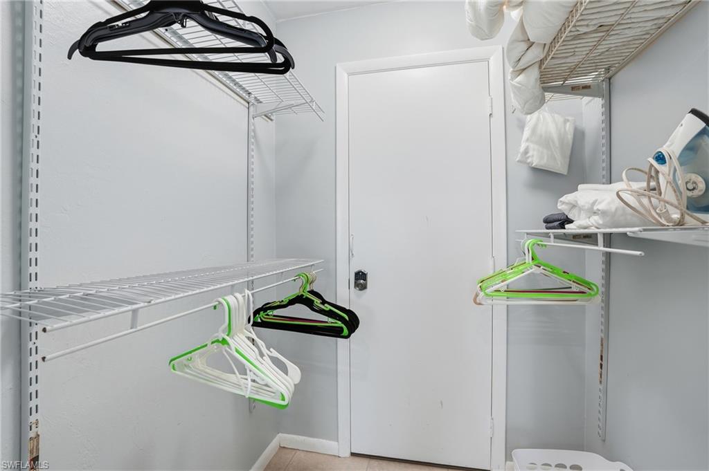 NAPLES PARK - Residential