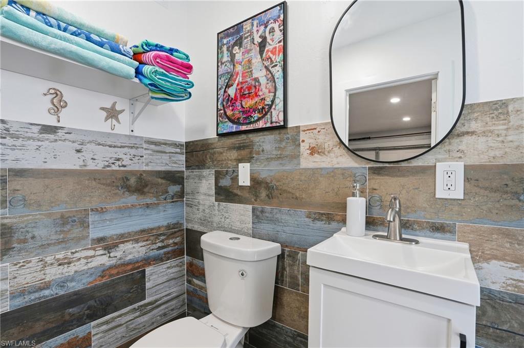 NAPLES PARK - Residential