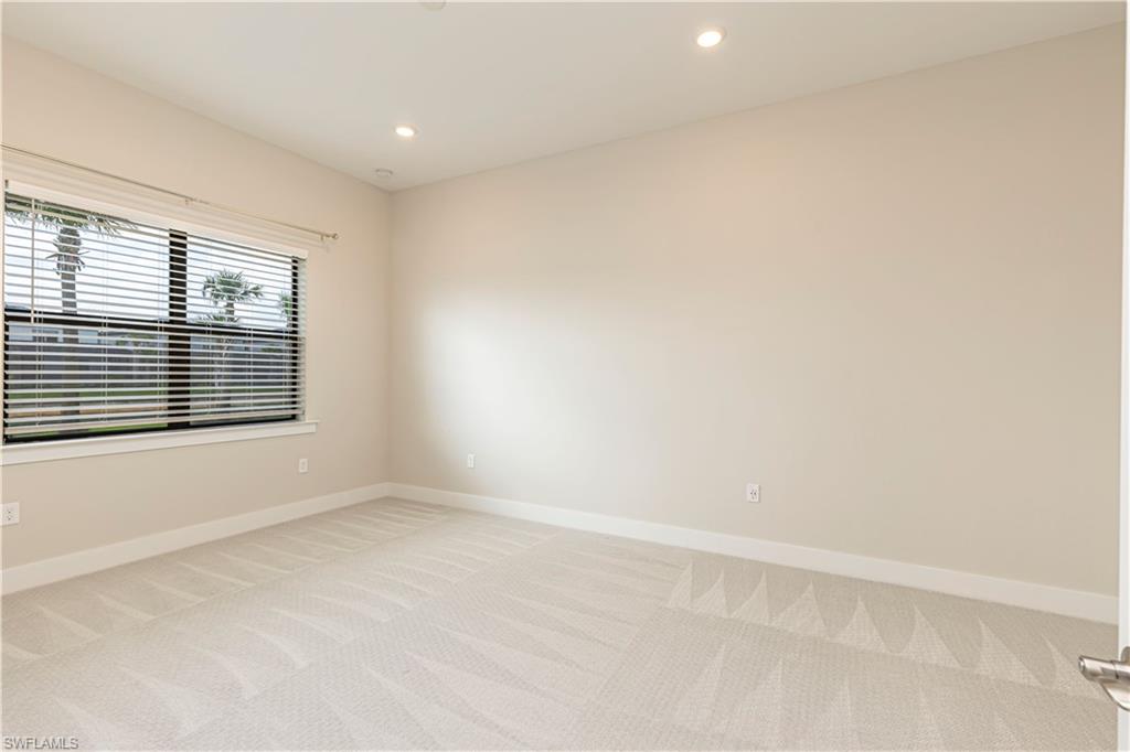 AVALON PARK - Residential