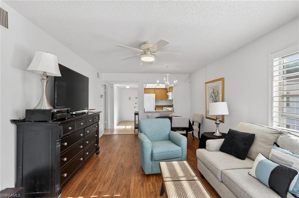 HIGH POINT - Residential Lease