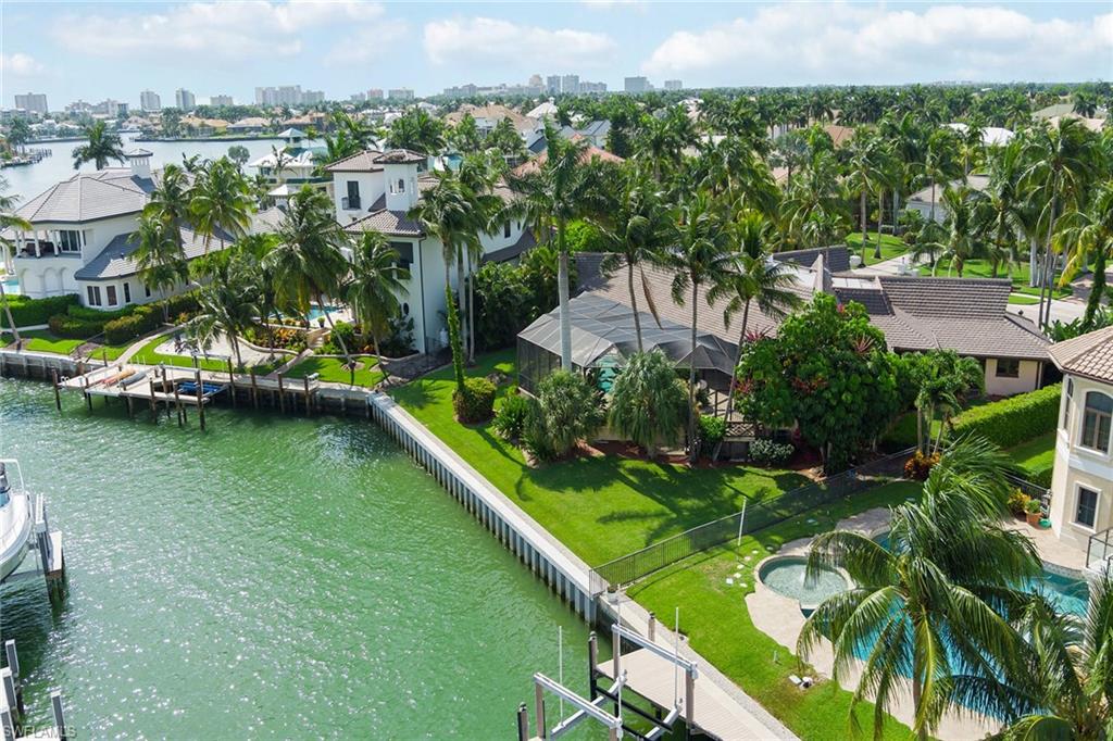 ESTATES - Residential