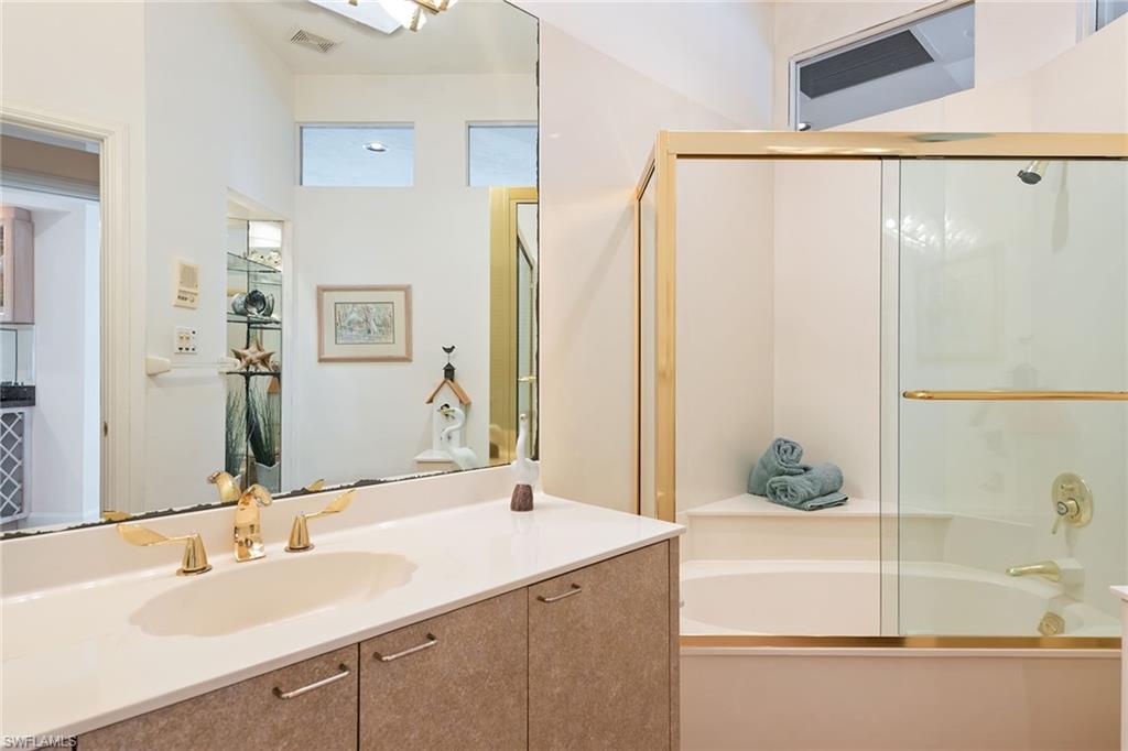 ESTATES - Residential