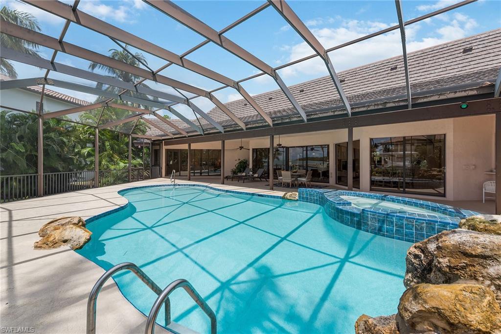 ESTATES - Residential