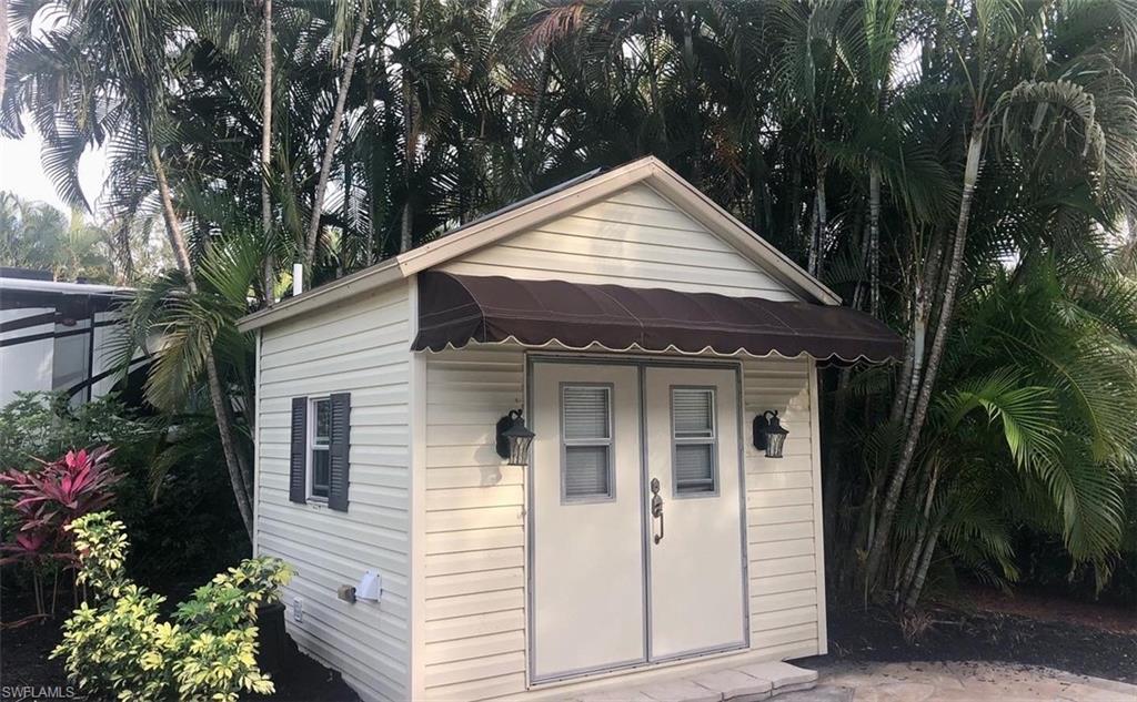 PELICAN LAKE RV RESORT - Land