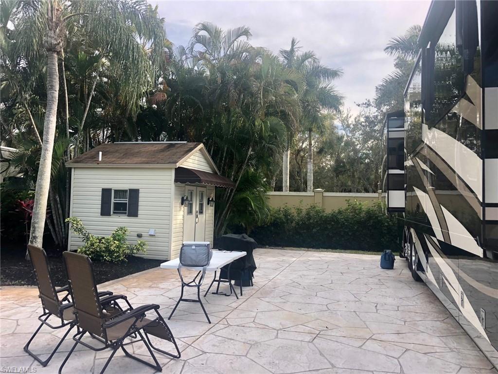 PELICAN LAKE RV RESORT - Land