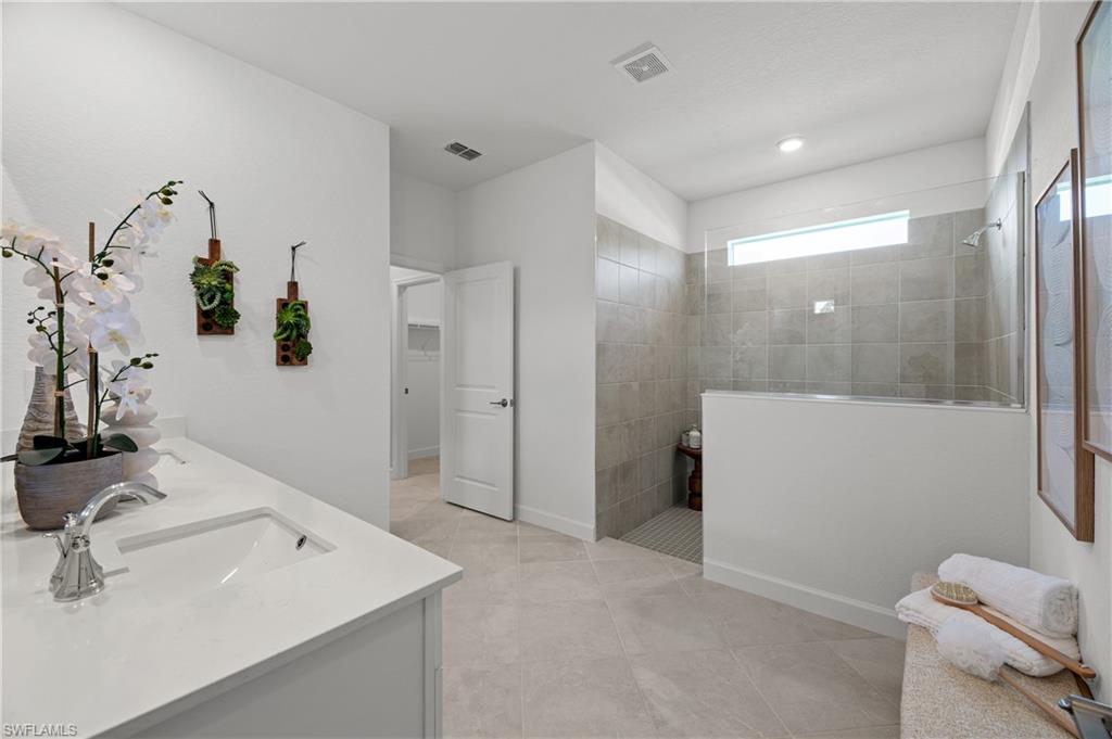 WILLOW AT PUNTA GORDA - Residential