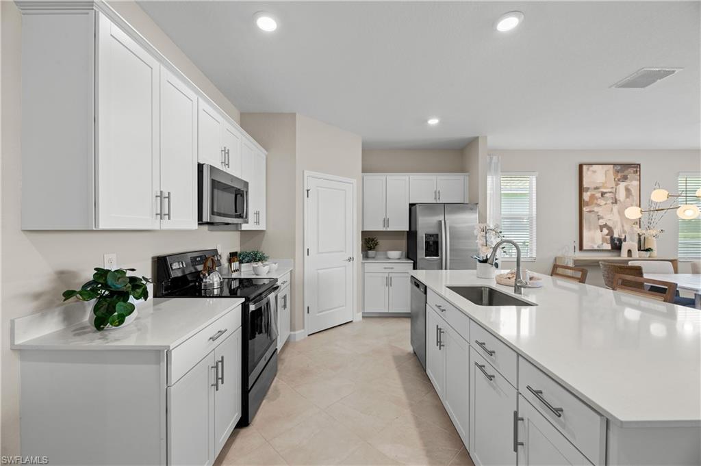 WILLOW AT PUNTA GORDA - Residential