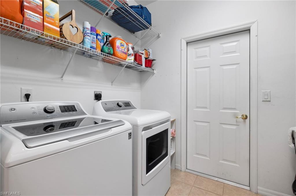 STONEYBROOK - Residential