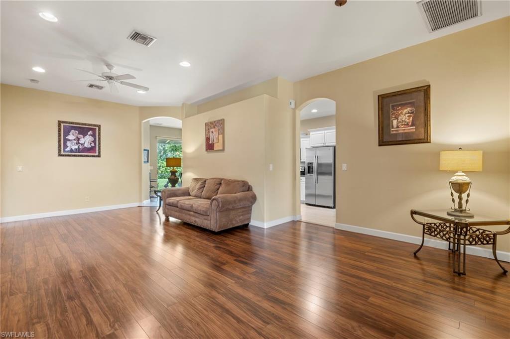 STONEYBROOK - Residential