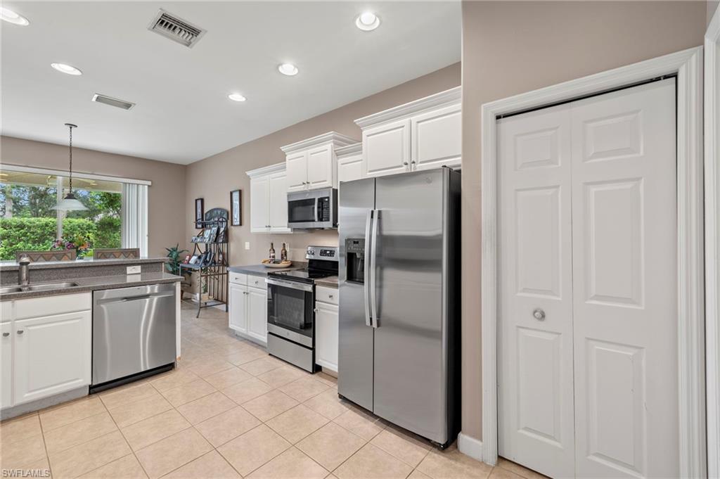 STONEYBROOK - Residential