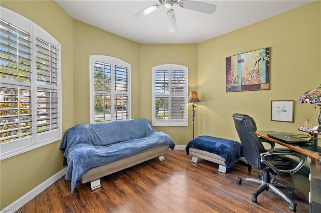 STONEYBROOK - Residential