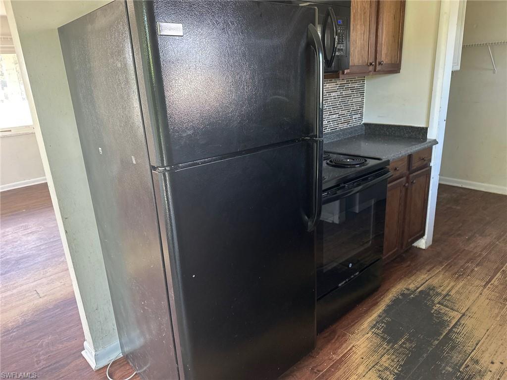 COCONUT GROVE - Residential