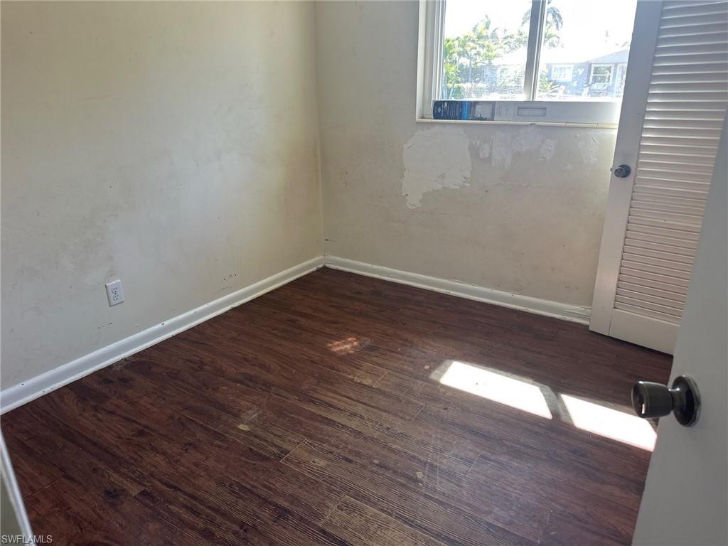 COCONUT GROVE - Residential