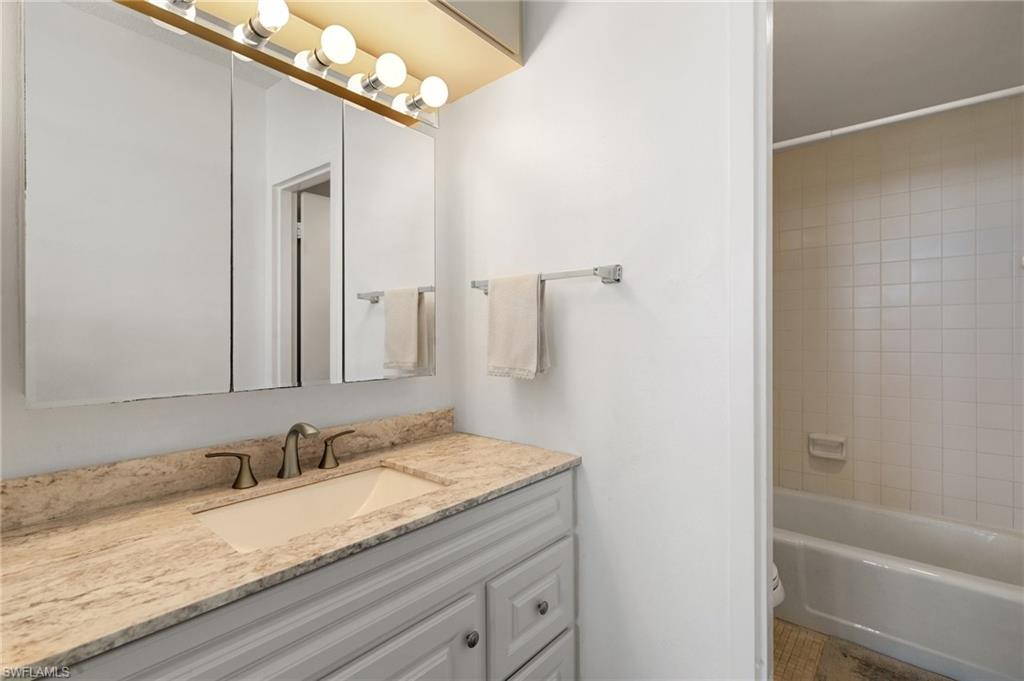 ADMIRALTY HOUSE - Residential