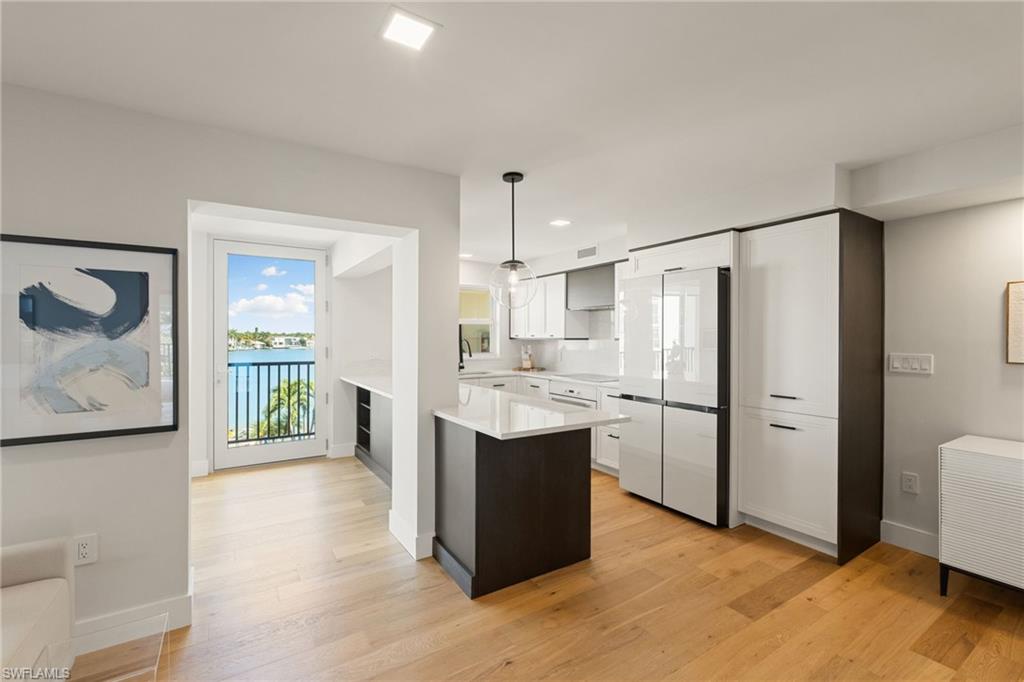 VENETIAN COVE CLUB - Residential