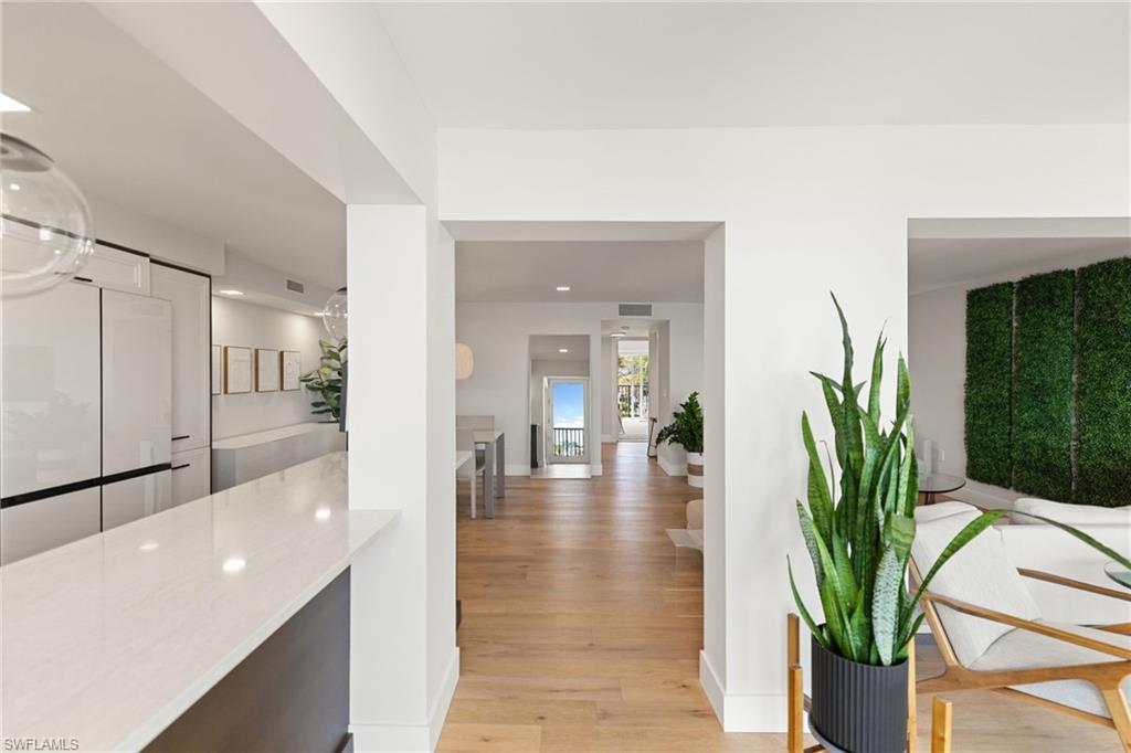 VENETIAN COVE CLUB - Residential